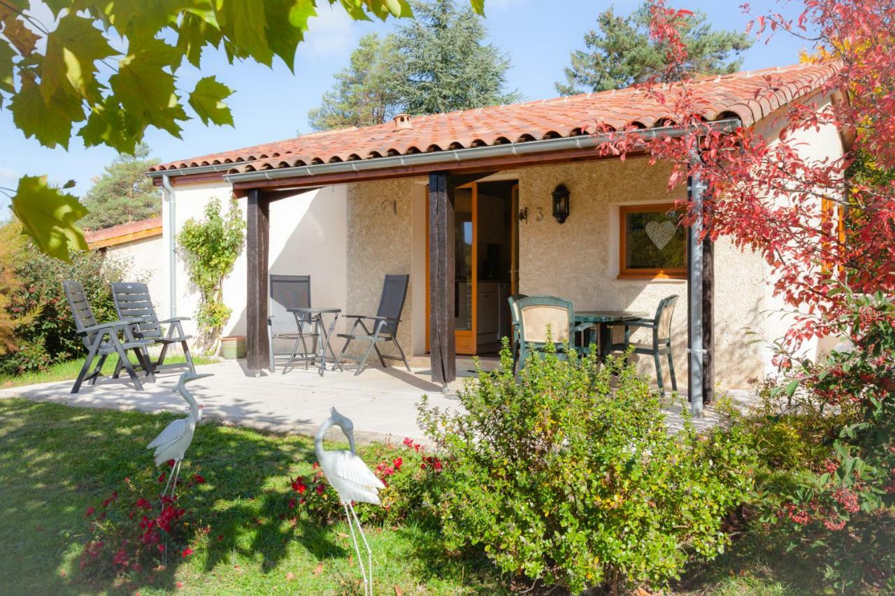 Village De Montmarsis Gourdon Exterior photo