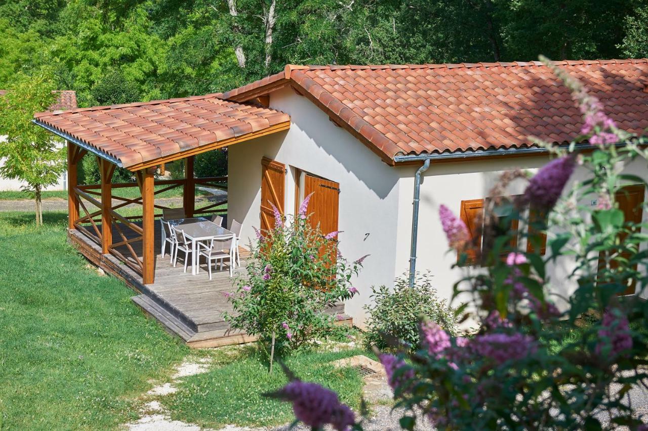 Village De Montmarsis Gourdon Exterior photo